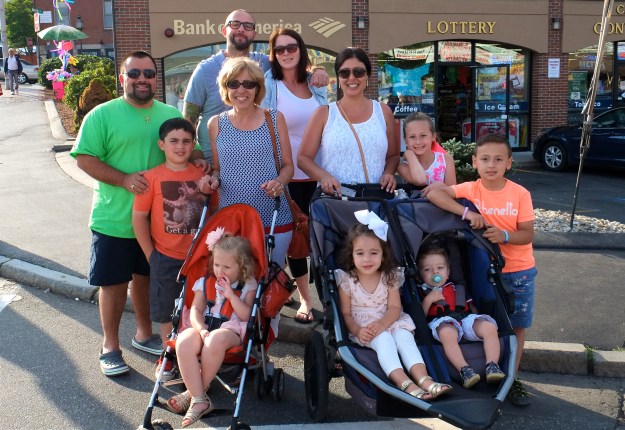 Buscaino  Francis Family ST. PETER'S FIESTA 2016 5K copyright Kim Smith