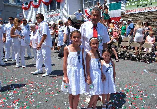 SAINT PETER'S FIESTA 2016 PROCESSION Joe Novello granddaughters-2 copyright Kim Smith
